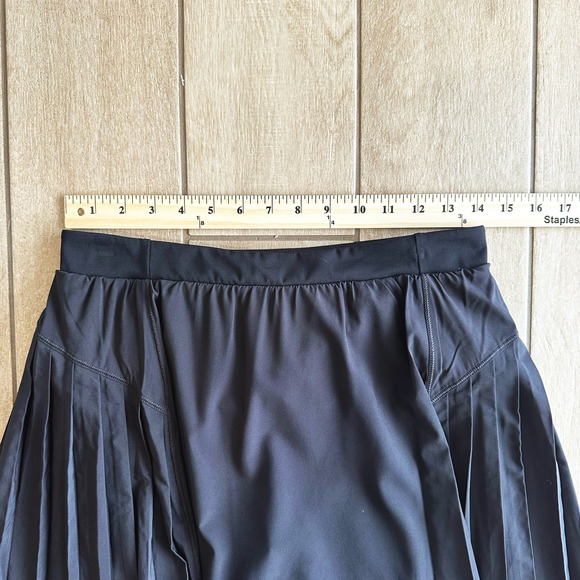 Spanx Get Moving Pleated Athletic Skort Large Fitness TennisCore Picklball Golf - Picture 7 of 8